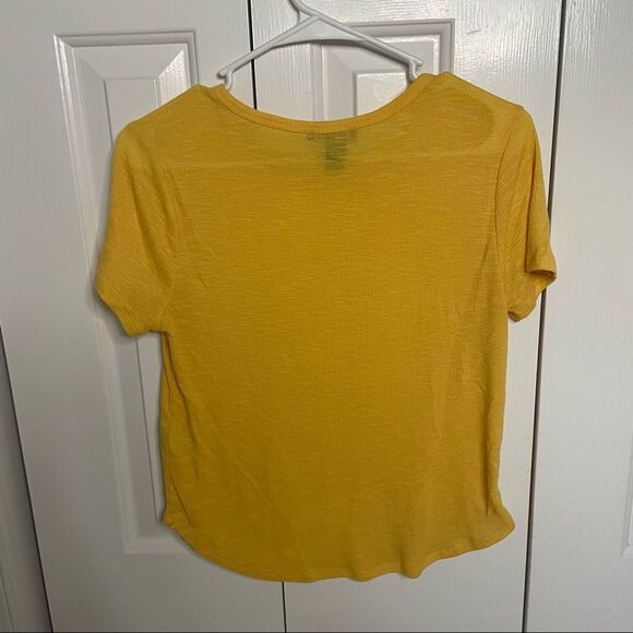 Yellow Short Sleeve Forever 21 T-shirt Size Large - Picture 7 of 7